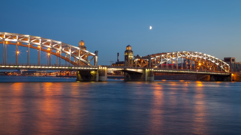 Sankt Petersburg noču